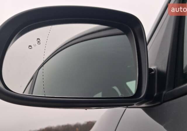 Серый Хендай Kona Electric, объемом двигателя 0 л и пробегом 180 тыс. км за 16700 $, фото 32 на Automoto.ua