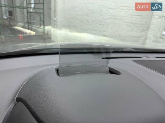 Серый Хендай Kona Electric, объемом двигателя 0 л и пробегом 113 тыс. км за 16818 $, фото 17 на Automoto.ua