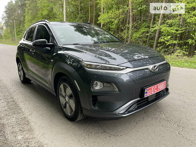 Серый Хендай Kona Electric, объемом двигателя 0 л и пробегом 139 тыс. км за 17900 $, фото 9 на Automoto.ua