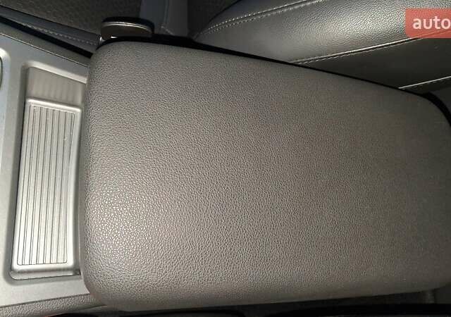 Серый Хендай Kona Electric, объемом двигателя 0 л и пробегом 180 тыс. км за 16700 $, фото 44 на Automoto.ua