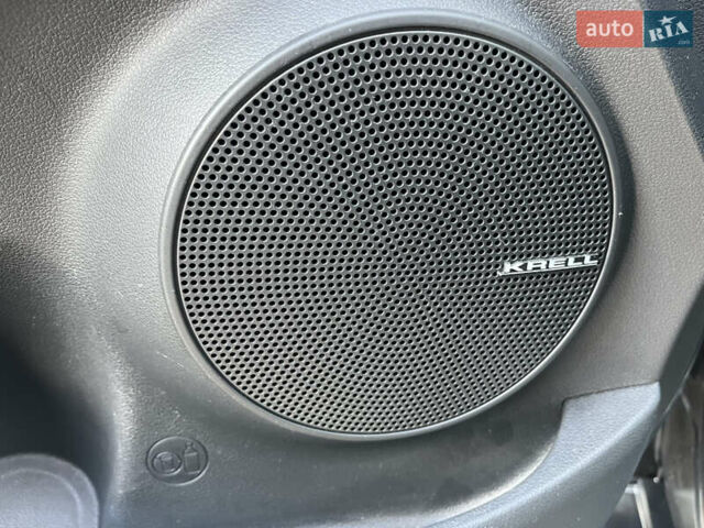 Серый Хендай Kona Electric, объемом двигателя 0 л и пробегом 130 тыс. км за 17400 $, фото 21 на Automoto.ua