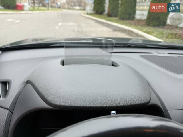 Серый Хендай Kona Electric, объемом двигателя 0 л и пробегом 103 тыс. км за 17300 $, фото 23 на Automoto.ua