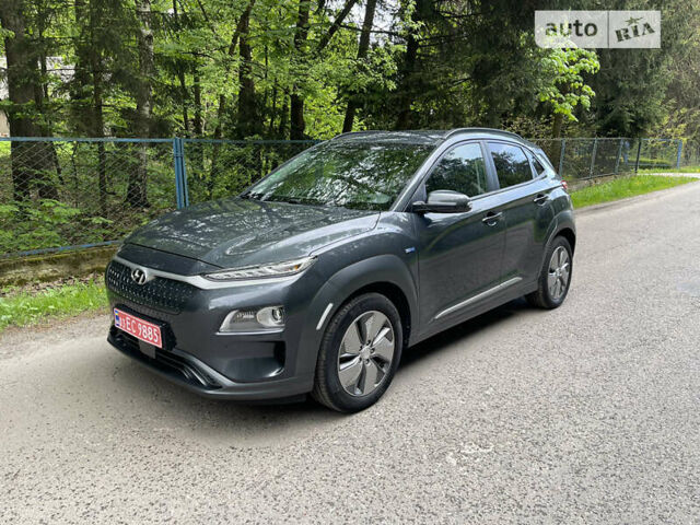 Серый Хендай Kona Electric, объемом двигателя 0 л и пробегом 139 тыс. км за 17900 $, фото 42 на Automoto.ua