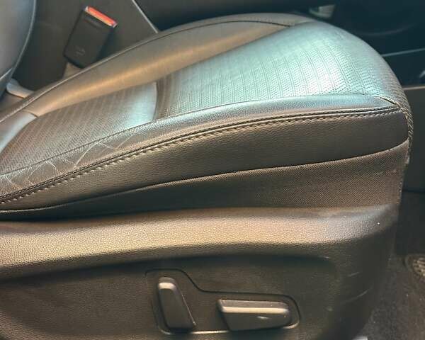 Сірий Хендай Kona Electric, об'ємом двигуна 0 л та пробігом 138 тис. км за 17800 $, фото 20 на Automoto.ua