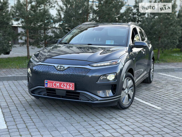 Серый Хендай Kona Electric, объемом двигателя 0 л и пробегом 106 тыс. км за 18400 $, фото 5 на Automoto.ua