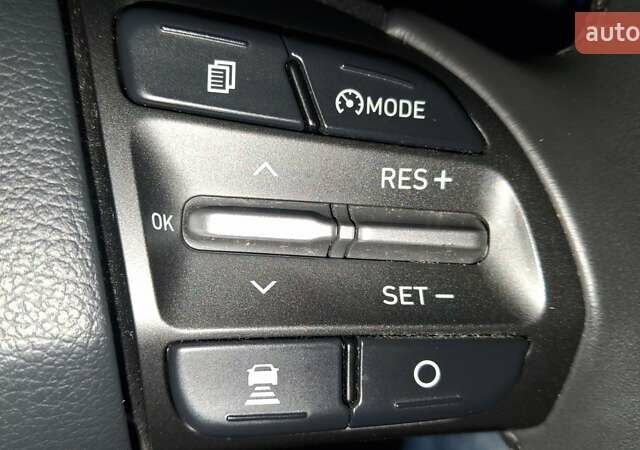 Серый Хендай Kona Electric, объемом двигателя 0 л и пробегом 180 тыс. км за 16700 $, фото 23 на Automoto.ua