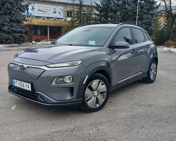 Серый Хендай Kona Electric, объемом двигателя 0 л и пробегом 148 тыс. км за 15199 $, фото 15 на Automoto.ua