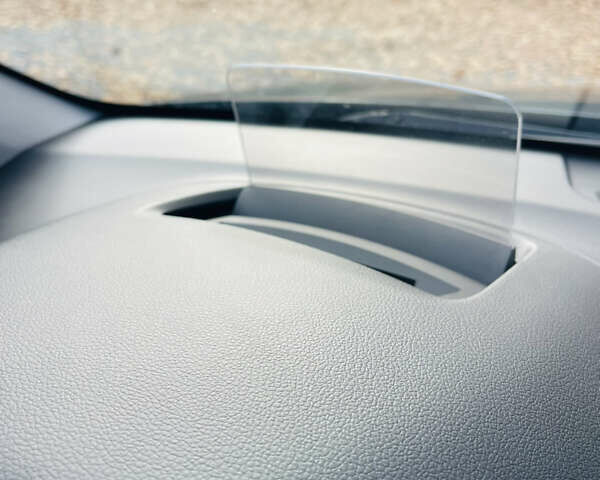 Серый Хендай Kona Electric, объемом двигателя 0 л и пробегом 112 тыс. км за 16700 $, фото 55 на Automoto.ua