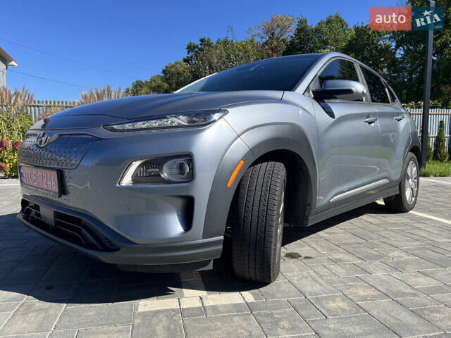 Сірий Хендай Kona Electric, об'ємом двигуна 0 л та пробігом 80 тис. км за 18500 $, фото 4 на Automoto.ua