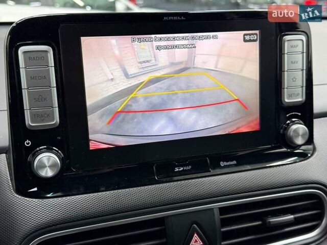 Серый Хендай Kona Electric, объемом двигателя 0 л и пробегом 129 тыс. км за 16430 $, фото 17 на Automoto.ua