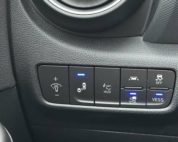 Сірий Хендай Kona Electric, об'ємом двигуна 0 л та пробігом 138 тис. км за 17800 $, фото 15 на Automoto.ua