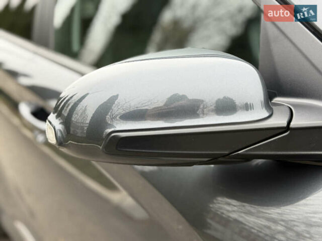 Серый Хендай Kona Electric, объемом двигателя 0 л и пробегом 103 тыс. км за 17300 $, фото 10 на Automoto.ua