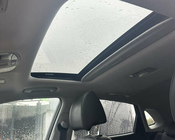 Серый Хендай Kona Electric, объемом двигателя 0 л и пробегом 85 тыс. км за 18300 $, фото 23 на Automoto.ua