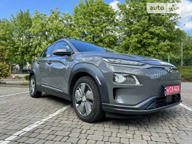 Сірий Хендай Kona Electric, об'ємом двигуна 0 л та пробігом 136 тис. км за 19999 $, фото 11 на Automoto.ua