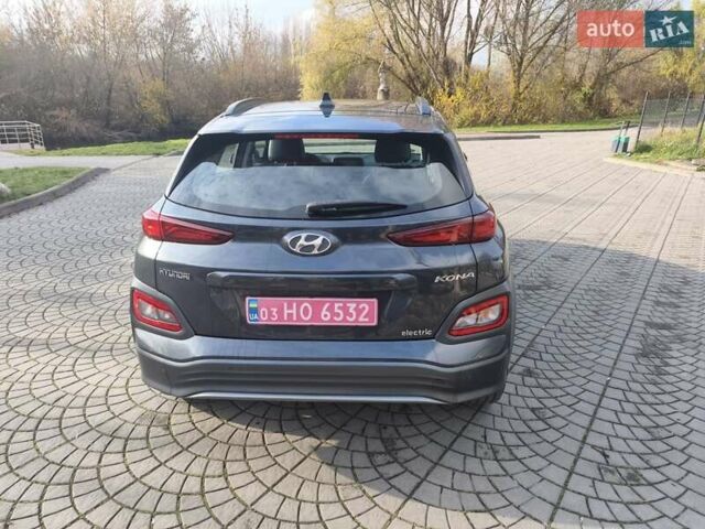 Серый Хендай Kona Electric, объемом двигателя 0 л и пробегом 122 тыс. км за 16550 $, фото 18 на Automoto.ua
