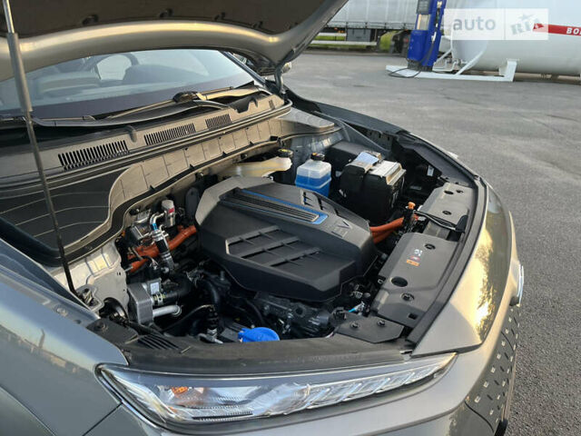 Сірий Хендай Kona Electric, об'ємом двигуна 0 л та пробігом 30 тис. км за 16900 $, фото 43 на Automoto.ua