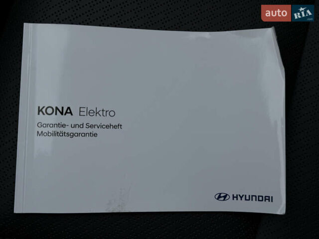 Серый Хендай Kona Electric, объемом двигателя 0 л и пробегом 36 тыс. км за 20700 $, фото 64 на Automoto.ua