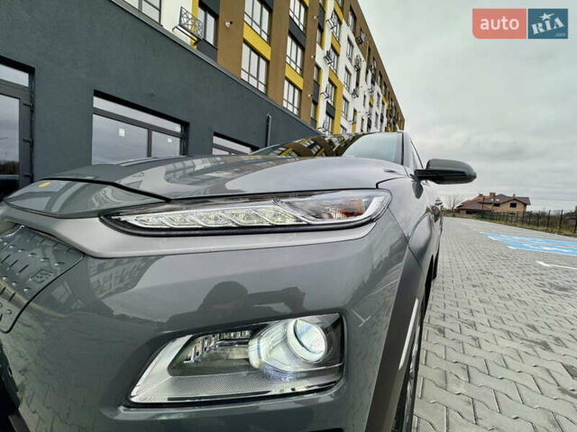 Сірий Хендай Kona Electric, об'ємом двигуна 0 л та пробігом 78 тис. км за 18900 $, фото 12 на Automoto.ua