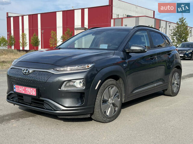 Сірий Хендай Kona Electric, об'ємом двигуна 0 л та пробігом 117 тис. км за 18900 $, фото 1 на Automoto.ua
