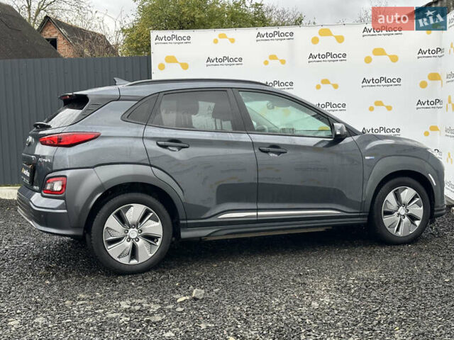 Серый Хендай Kona Electric, объемом двигателя 0 л и пробегом 167 тыс. км за 17700 $, фото 79 на Automoto.ua