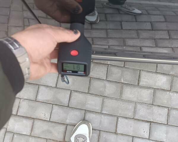 Серый Хендай Kona Electric, объемом двигателя 0 л и пробегом 80 тыс. км за 17300 $, фото 30 на Automoto.ua