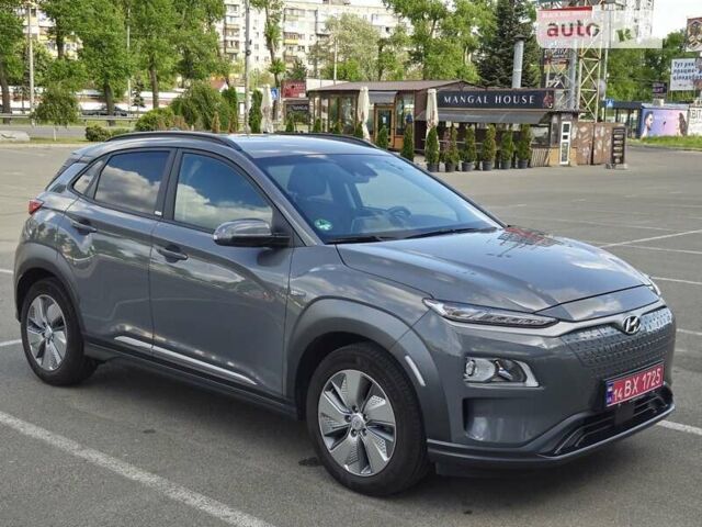 Сірий Хендай Kona Electric, об'ємом двигуна 0 л та пробігом 32 тис. км за 17700 $, фото 10 на Automoto.ua