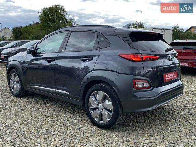 Сірий Хендай Kona Electric, об'ємом двигуна 0 л та пробігом 69 тис. км за 20900 $, фото 17 на Automoto.ua