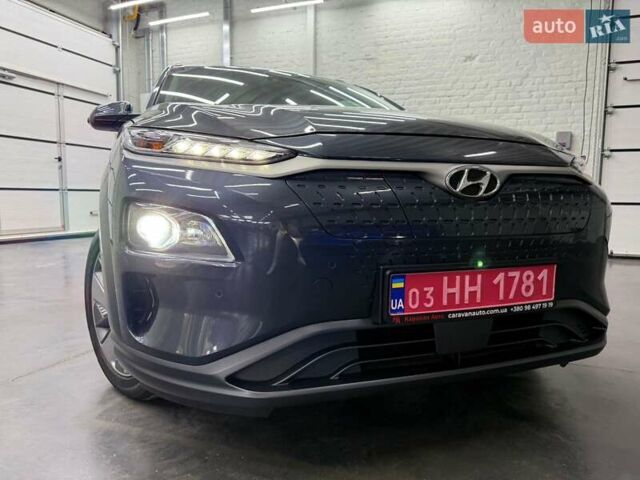 Сірий Хендай Kona Electric, об'ємом двигуна 0 л та пробігом 128 тис. км за 17933 $, фото 2 на Automoto.ua