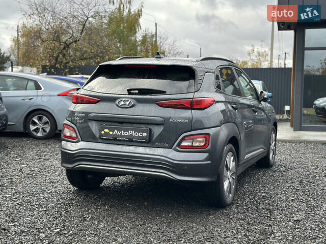 Серый Хендай Kona Electric, объемом двигателя 0 л и пробегом 167 тыс. км за 17700 $, фото 18 на Automoto.ua
