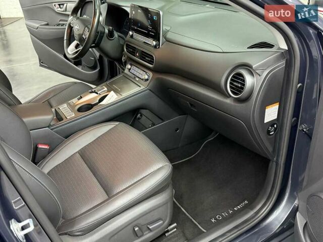 Сірий Хендай Kona Electric, об'ємом двигуна 0 л та пробігом 89 тис. км за 18340 $, фото 23 на Automoto.ua