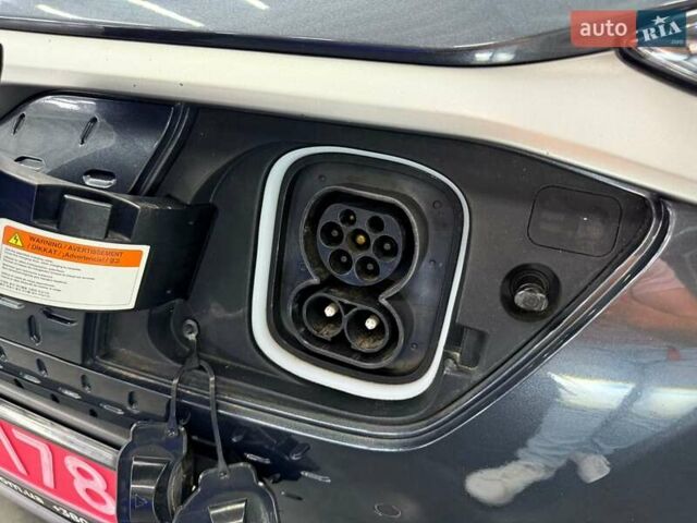 Сірий Хендай Kona Electric, об'ємом двигуна 0 л та пробігом 128 тис. км за 17933 $, фото 8 на Automoto.ua