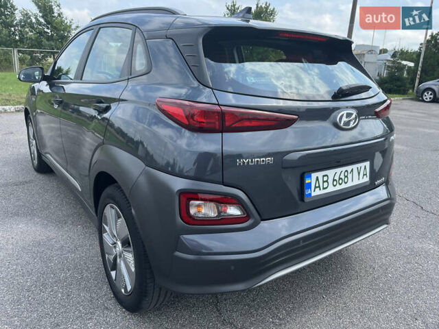 Серый Хендай Kona Electric, объемом двигателя 0 л и пробегом 49 тыс. км за 14900 $, фото 9 на Automoto.ua