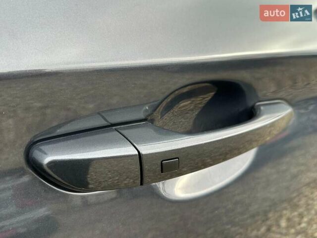 Сірий Хендай Kona Electric, об'ємом двигуна 0 л та пробігом 76 тис. км за 20500 $, фото 38 на Automoto.ua