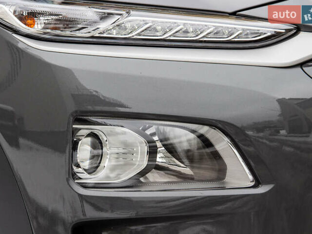 Сірий Хендай Kona Electric, об'ємом двигуна 0 л та пробігом 26 тис. км за 16300 $, фото 9 на Automoto.ua