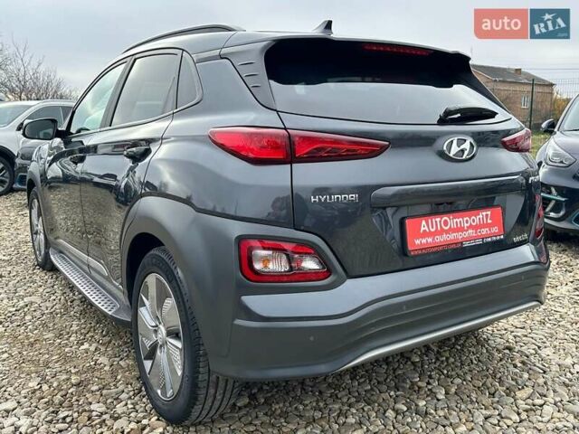 Сірий Хендай Kona Electric, об'ємом двигуна 0 л та пробігом 76 тис. км за 20500 $, фото 27 на Automoto.ua