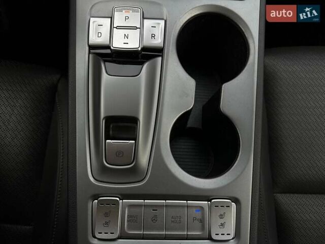 Сірий Хендай Kona Electric, об'ємом двигуна 0 л та пробігом 76 тис. км за 20500 $, фото 18 на Automoto.ua