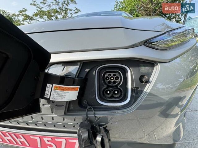 Сірий Хендай Kona Electric, об'ємом двигуна 0 л та пробігом 19 тис. км за 16000 $, фото 31 на Automoto.ua