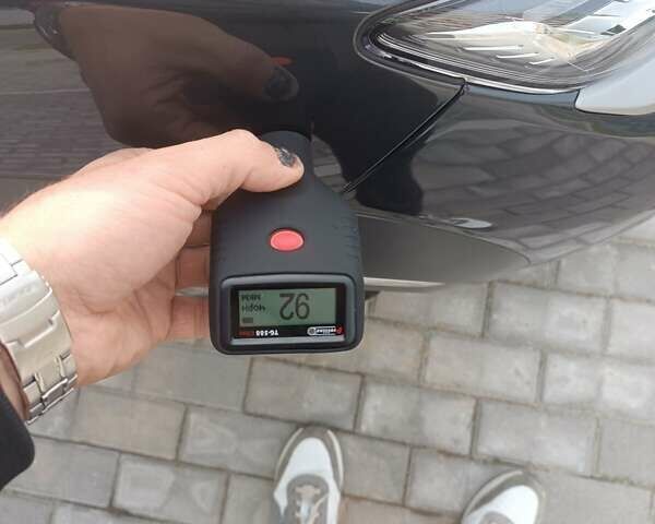 Серый Хендай Kona Electric, объемом двигателя 0 л и пробегом 80 тыс. км за 17300 $, фото 27 на Automoto.ua