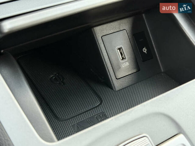 Серый Хендай Kona Electric, объемом двигателя 0 л и пробегом 36 тыс. км за 20700 $, фото 72 на Automoto.ua