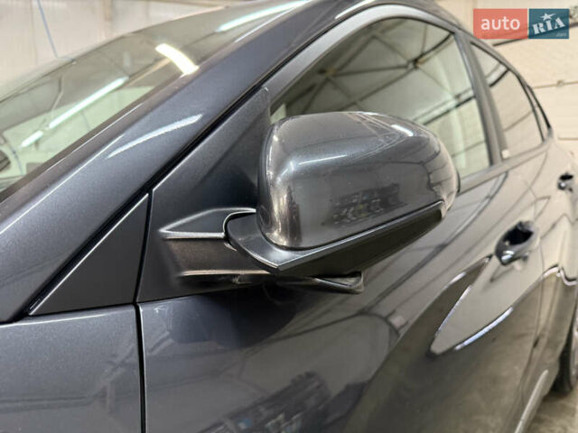 Серый Хендай Kona Electric, объемом двигателя 0 л и пробегом 36 тыс. км за 20700 $, фото 28 на Automoto.ua