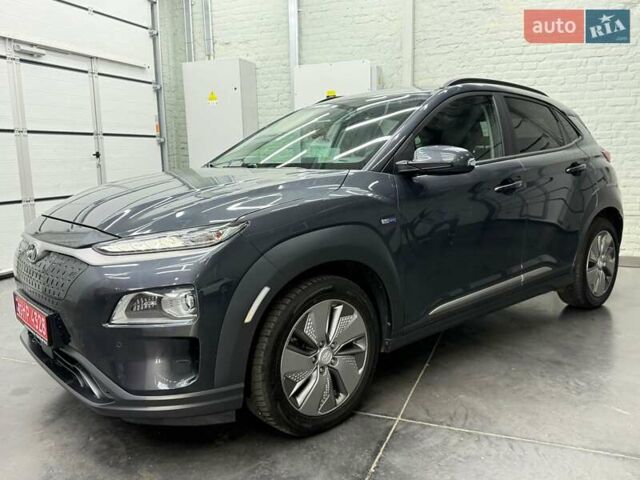 Сірий Хендай Kona Electric, об'ємом двигуна 0 л та пробігом 95 тис. км за 18974 $, фото 2 на Automoto.ua