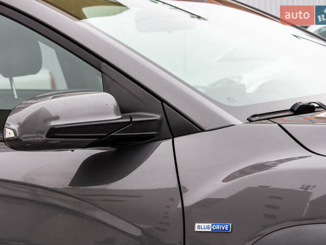 Сірий Хендай Kona Electric, об'ємом двигуна 0 л та пробігом 26 тис. км за 16300 $, фото 14 на Automoto.ua