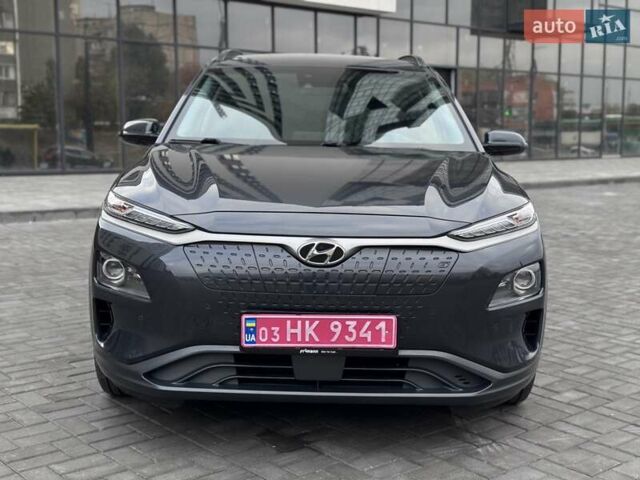 Сірий Хендай Kona Electric, об'ємом двигуна 0 л та пробігом 88 тис. км за 18700 $, фото 2 на Automoto.ua