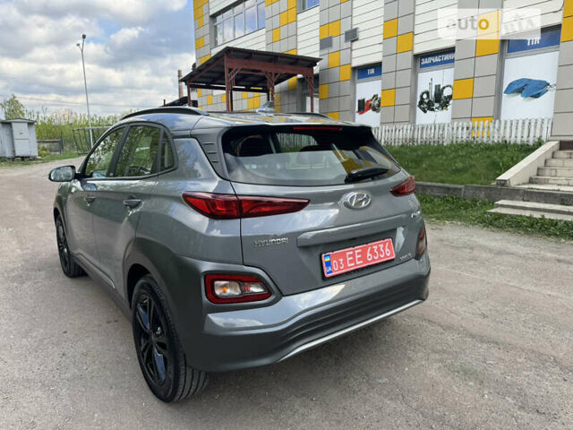 Серый Хендай Kona Electric, объемом двигателя 0 л и пробегом 38 тыс. км за 16799 $, фото 16 на Automoto.ua