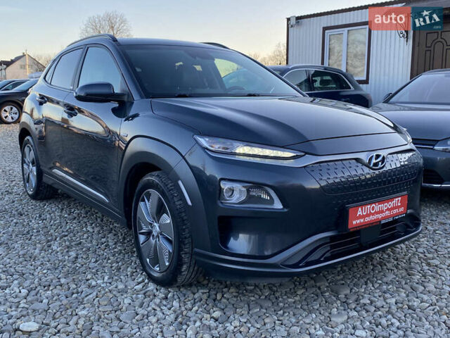 Серый Хендай Kona Electric, объемом двигателя 0 л и пробегом 104 тыс. км за 17200 $, фото 21 на Automoto.ua