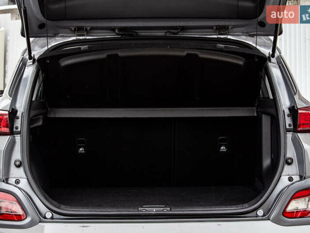 Сірий Хендай Kona Electric, об'ємом двигуна 0 л та пробігом 26 тис. км за 16300 $, фото 33 на Automoto.ua