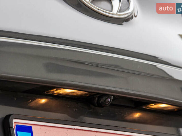 Сірий Хендай Kona Electric, об'ємом двигуна 0 л та пробігом 26 тис. км за 16300 $, фото 20 на Automoto.ua