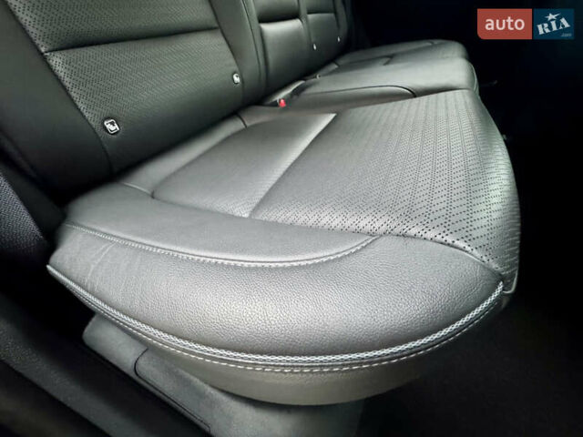 Сірий Хендай Kona Electric, об'ємом двигуна 0 л та пробігом 78 тис. км за 18900 $, фото 40 на Automoto.ua