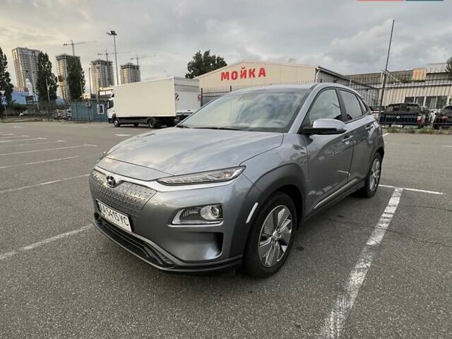 Сірий Хендай Kona Electric, об'ємом двигуна 0 л та пробігом 28 тис. км за 17200 $, фото 7 на Automoto.ua