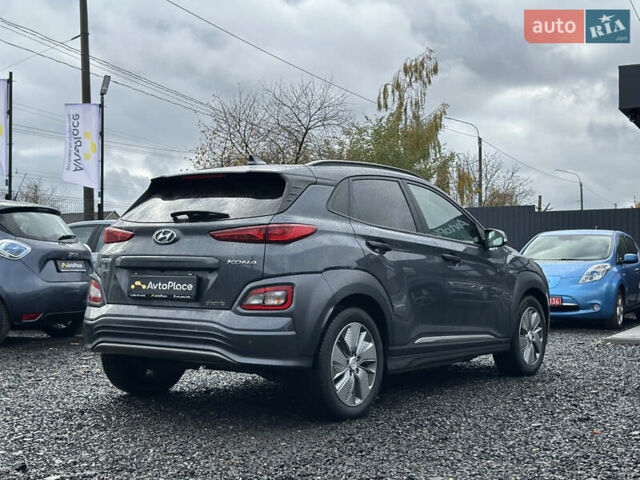 Серый Хендай Kona Electric, объемом двигателя 0 л и пробегом 167 тыс. км за 17700 $, фото 19 на Automoto.ua